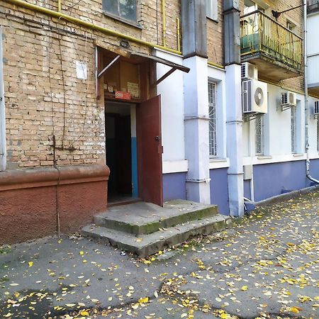Apartment Stepana Bandery Street Ровно Экстерьер фото