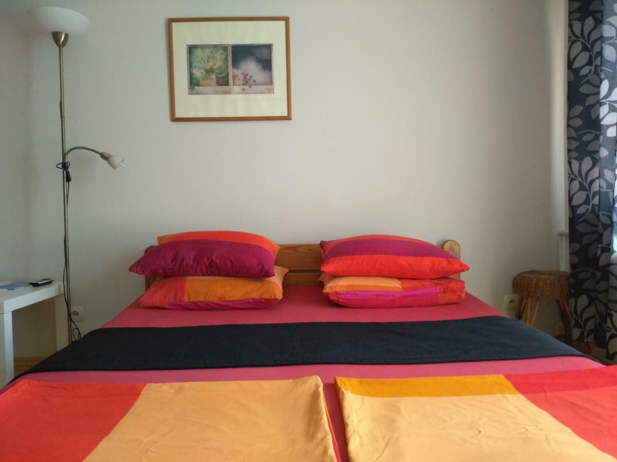 Apartment Stepana Bandery Street Ровно Экстерьер фото